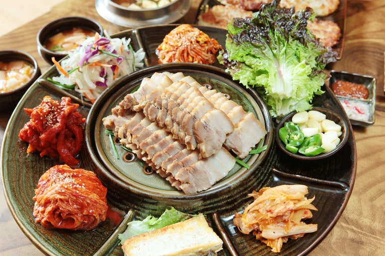 한방녹차족발 이미지