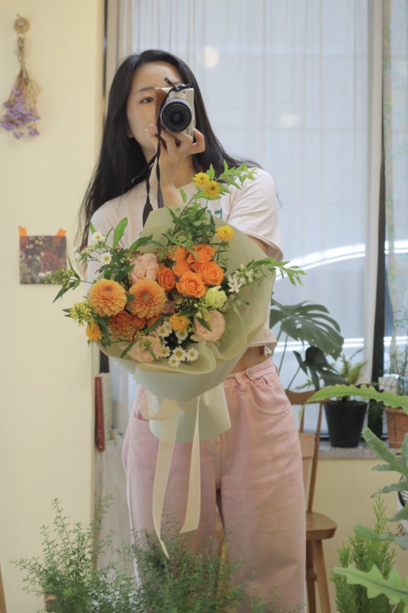 담장아래과꽃 이미지