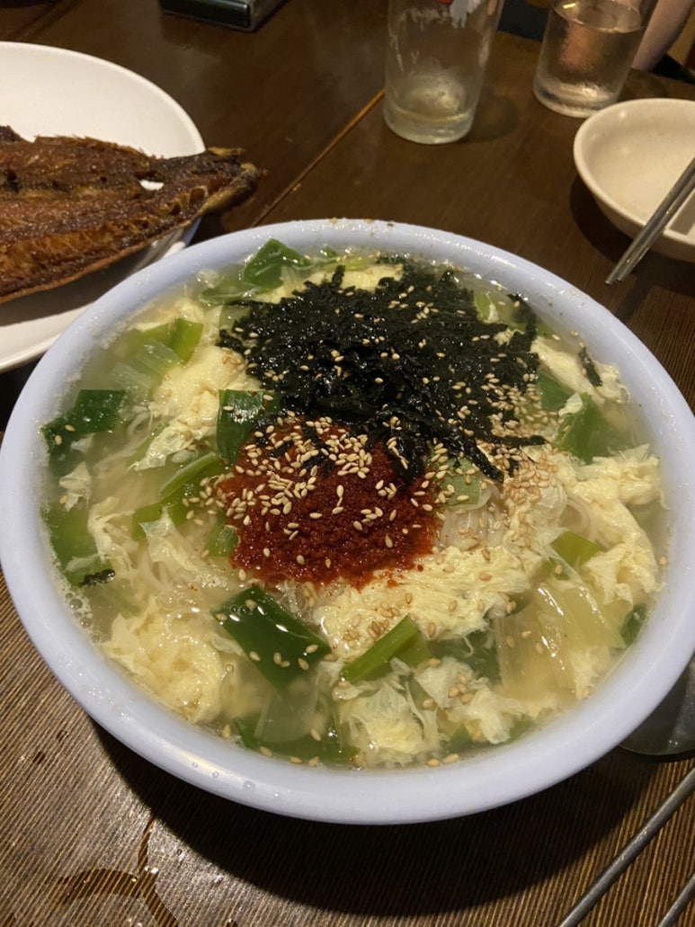신흥잔치국수 이미지