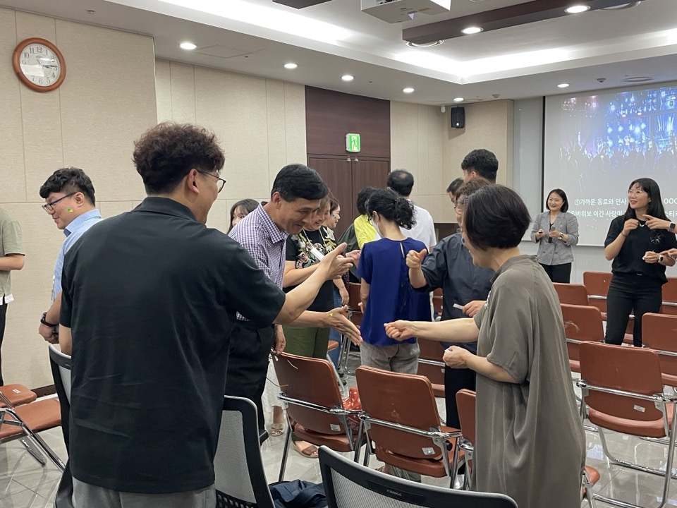 하이터치교육연구소 이미지