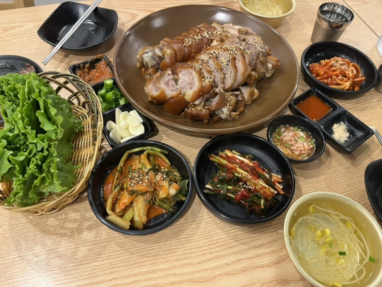 도치족발 이미지