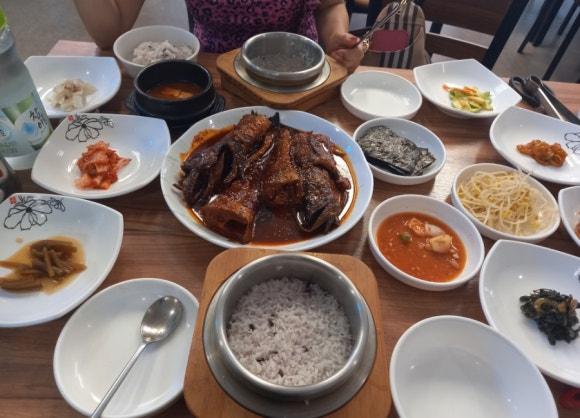 명자네제육쭈꾸미쌈밥 이미지