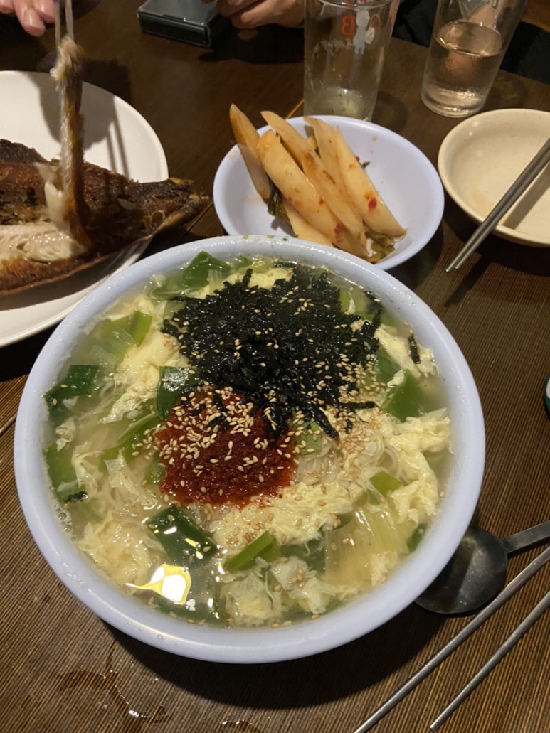 신흥잔치국수 이미지