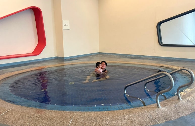 퐁당온수풀엔스파 이미지
