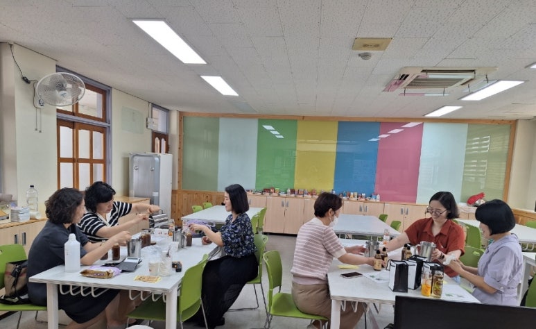 동아리테라피 이미지