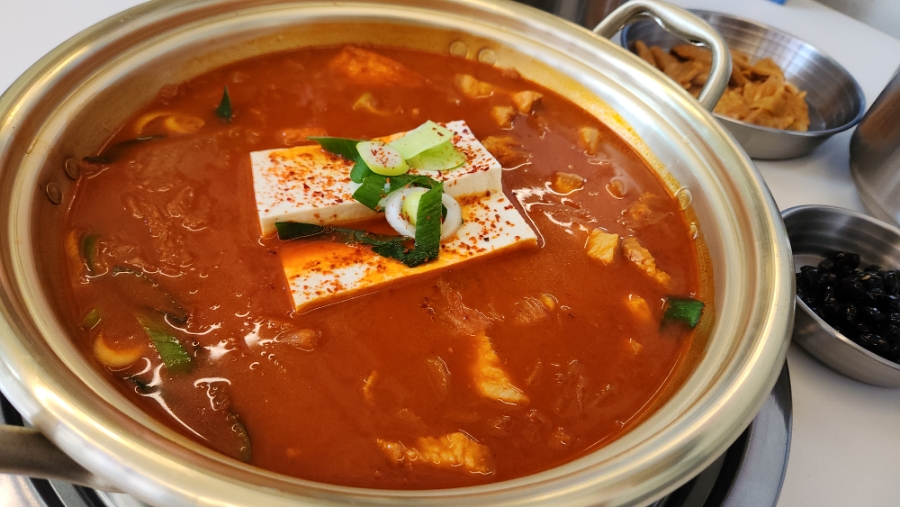 청년제육 이미지