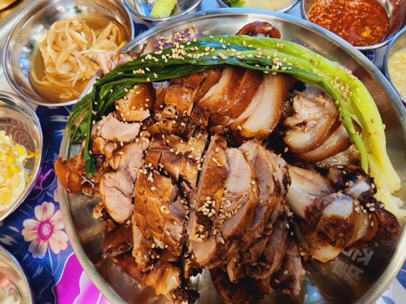 완미족발 이미지