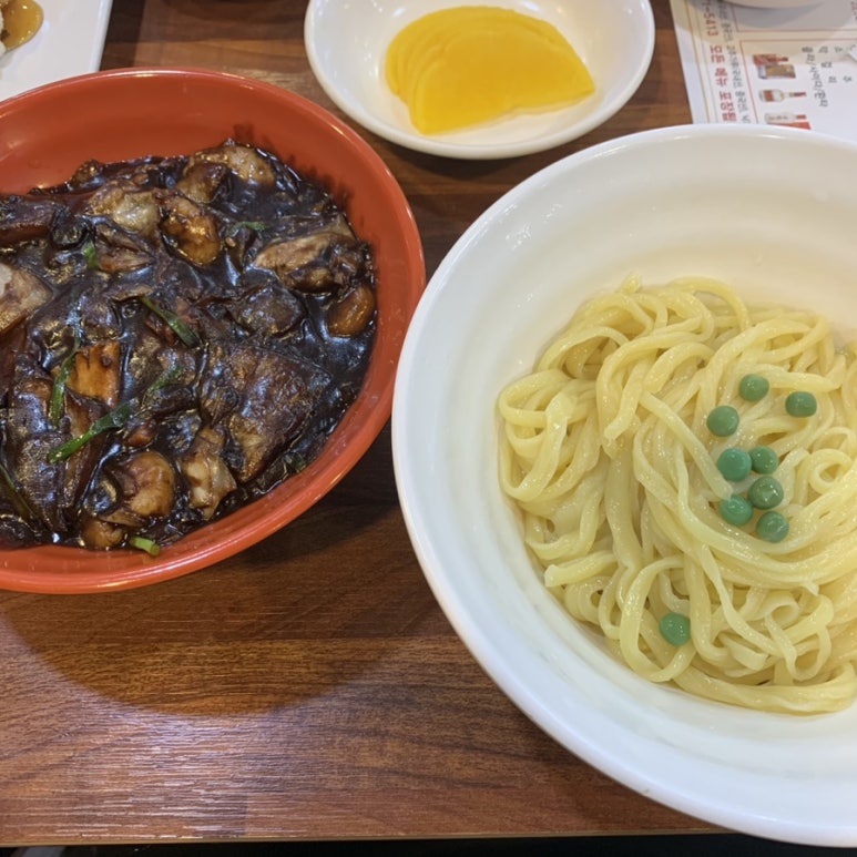동흥관수타짜장 이미지