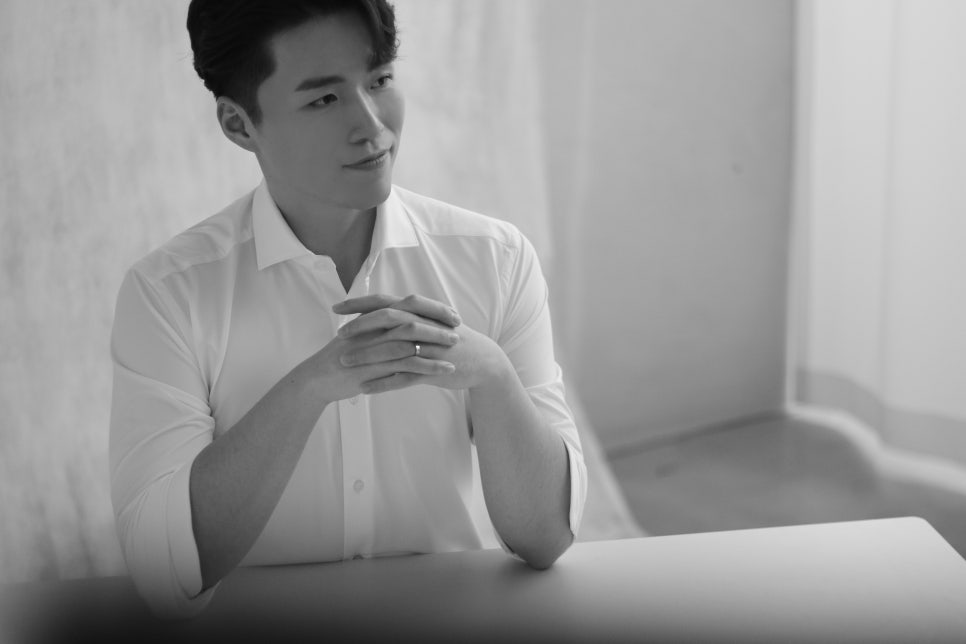 모던광고 이미지