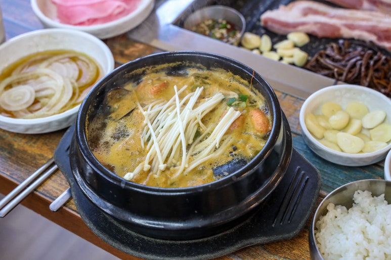 돼지형제 이미지