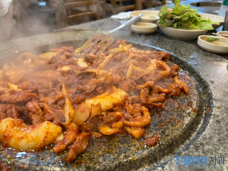 광주생오리돌구이전문 이미지