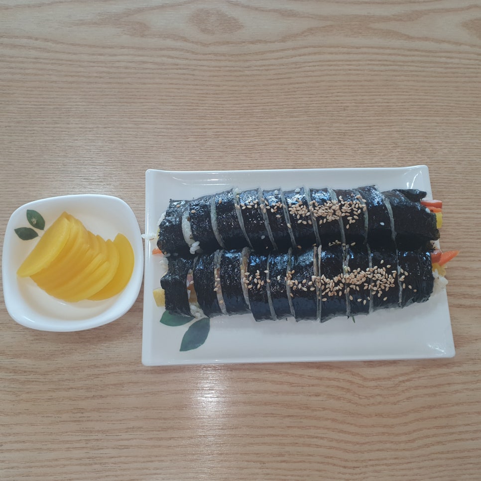 쑤기김밥 이미지