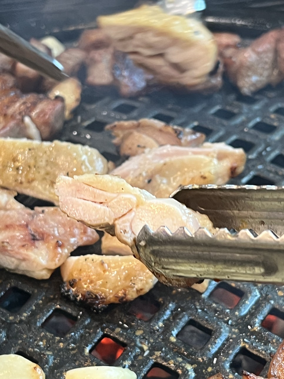 꽃돼지숯가마 이미지
