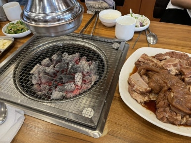 새말직화돼지구이 이미지