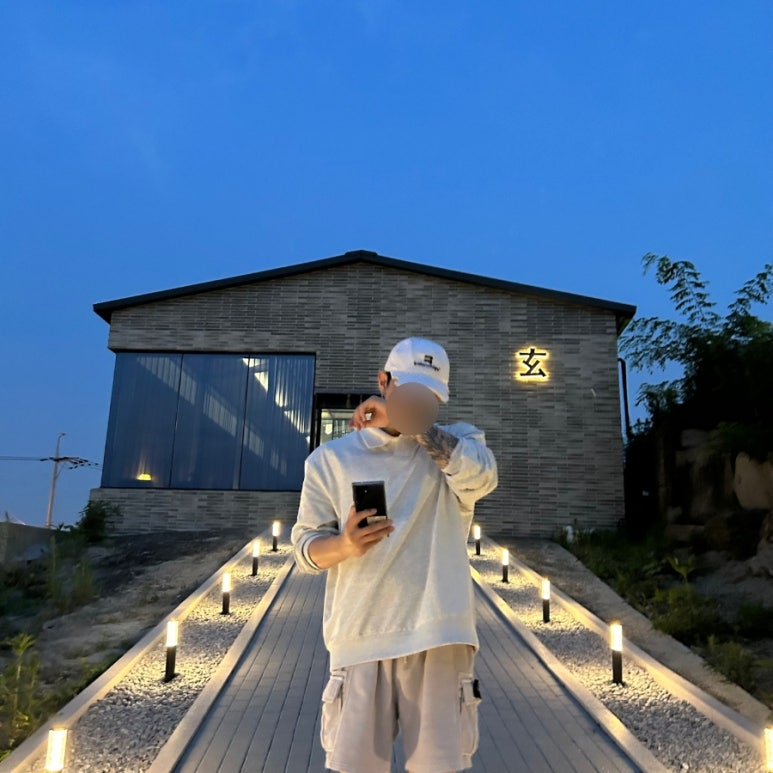 카페;현 이미지