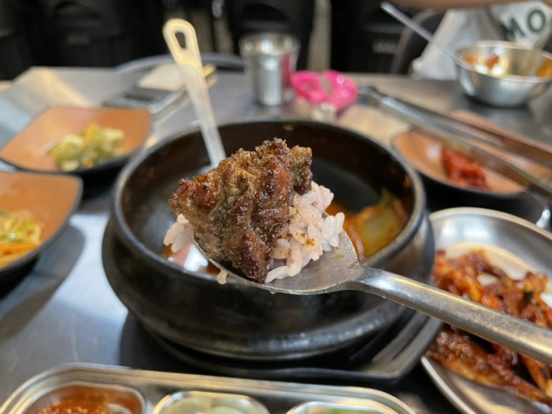 안골숯불갈비 이미지