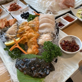 씨푸드테이블 이미지