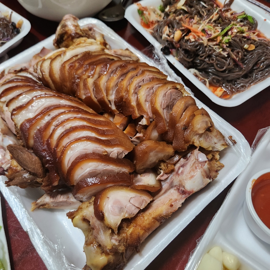 대웅왕족발 이미지