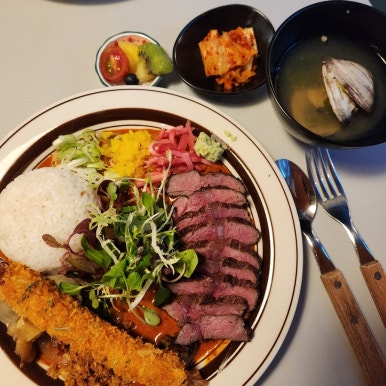 연화덮밥 이미지