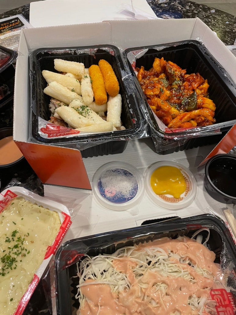 프랑킨숯불양념구이치킨본오점 이미지