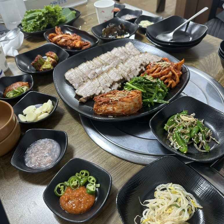 중리보쌈 이미지