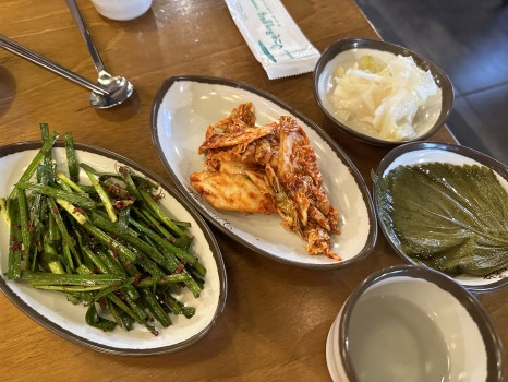 가장맛있는족발곡반점 이미지