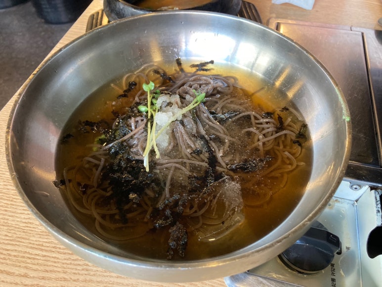 뒷골목생삼겹 이미지