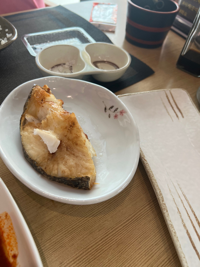 노인과바다참치 이미지