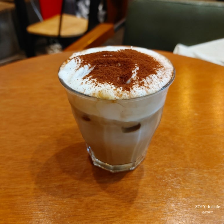 커피인류 잠실나루점 사진 6