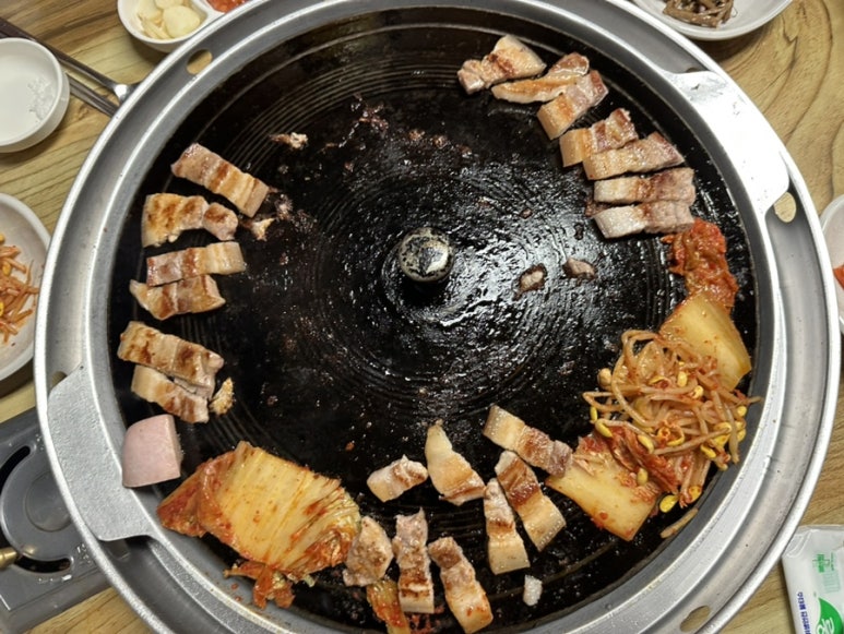 고향맛돈 이미지