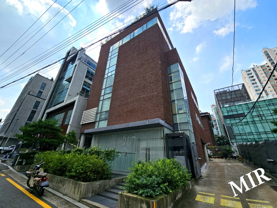 제이와이엔터 이미지