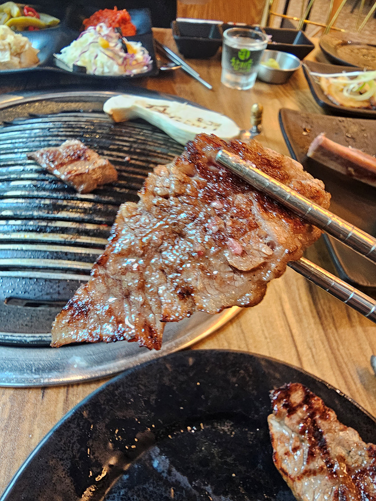 휴그릴 이미지