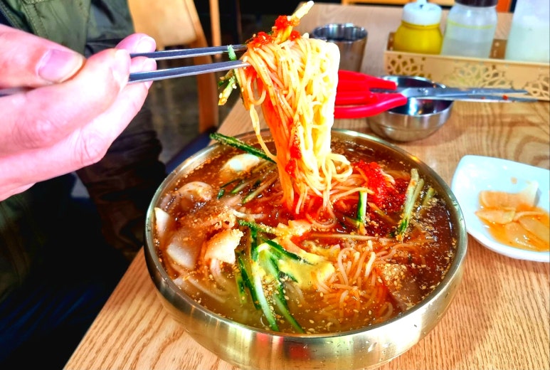 삼복밀면 이미지