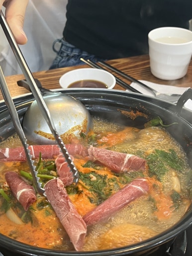 등촌샤브칼국수(충주점) 이미지