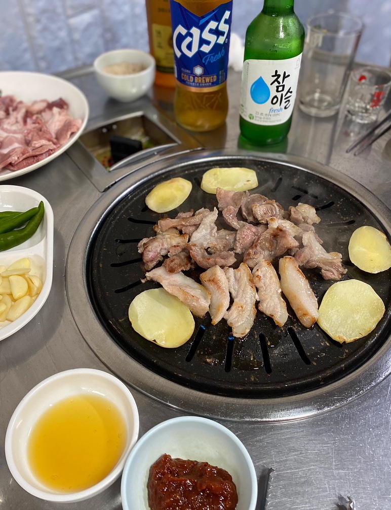꽃돼지뒷고기 이미지