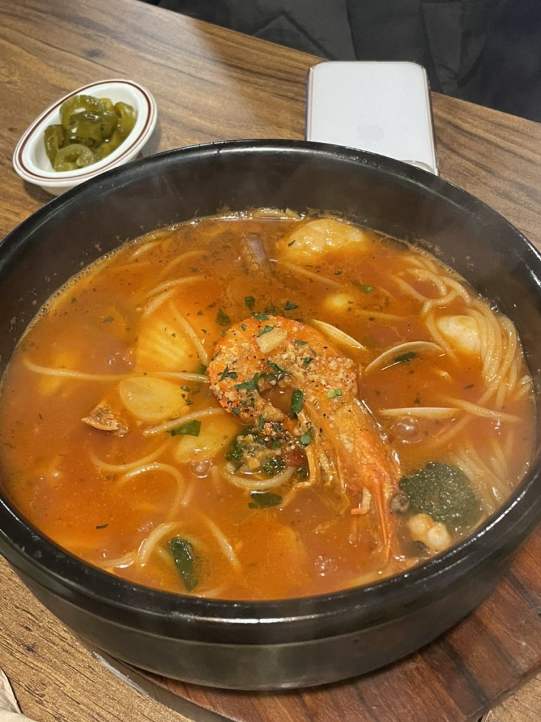 영쓰 이미지
