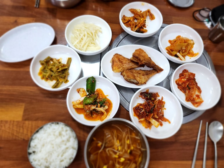 웰빙가정식백반 이미지