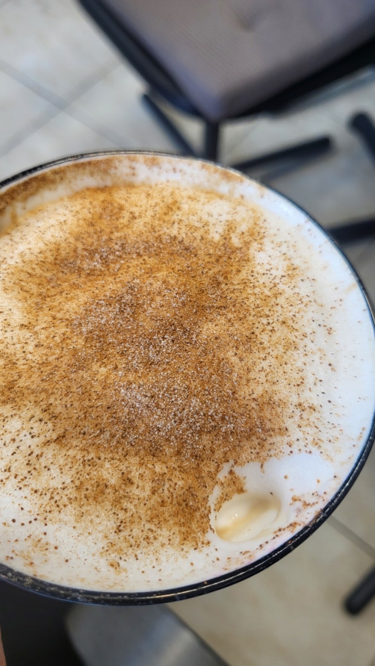 윤스커피 이미지