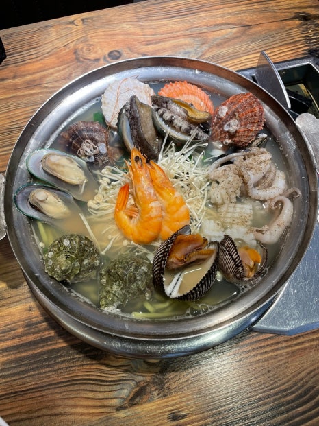 삐뚤이칼국수 이미지