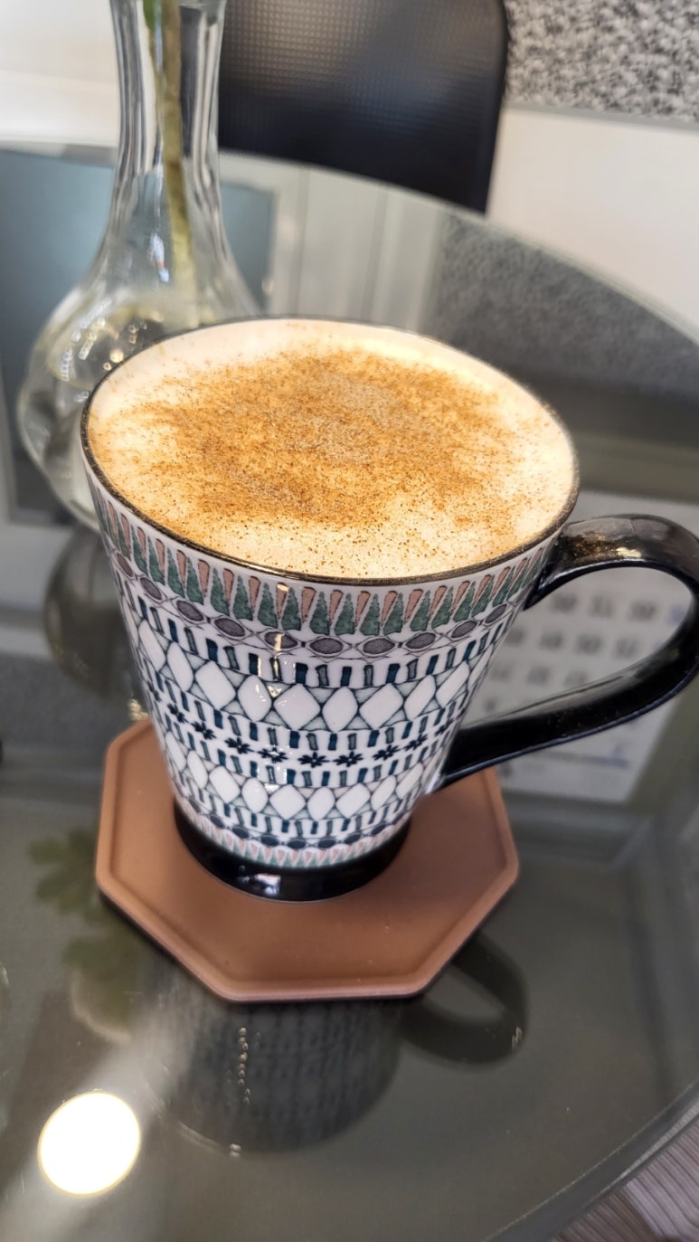 윤스커피 이미지