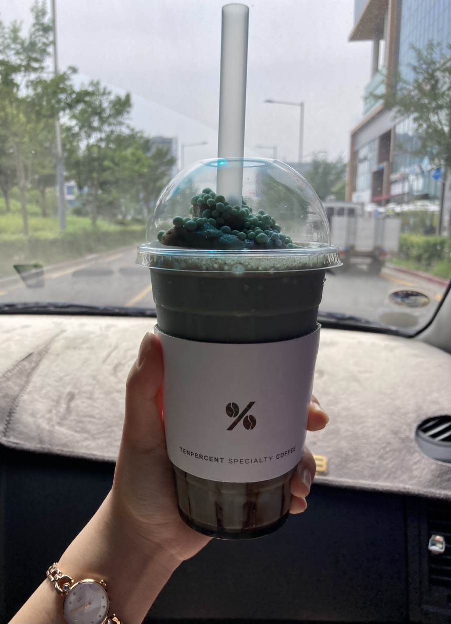 텐퍼센트커피진주 이미지