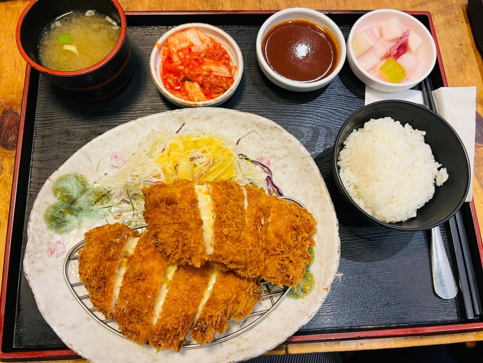 청담돈가스 이미지