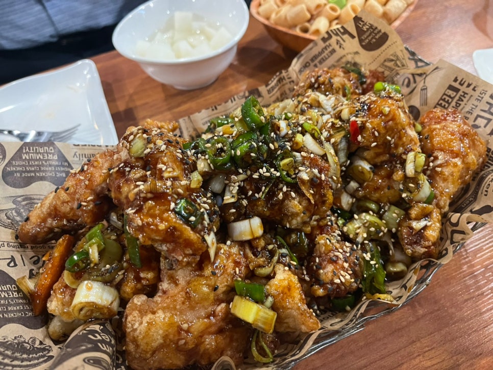 비에이치씨치킨두정2호점 이미지