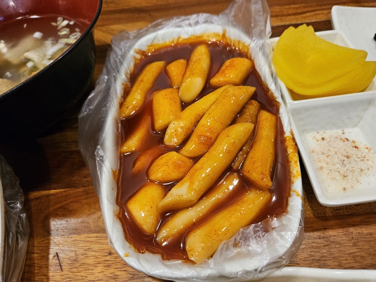 홍반장 떡볶이 이미지