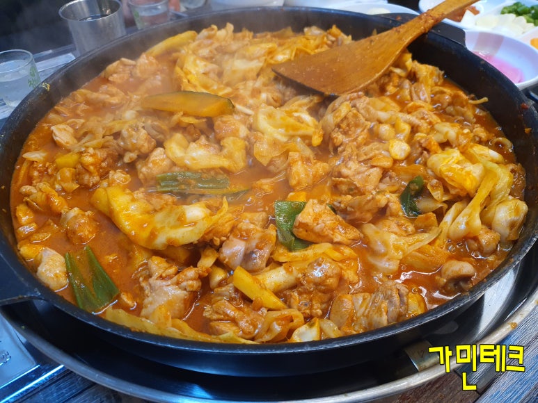 신백닭갈비 이미지