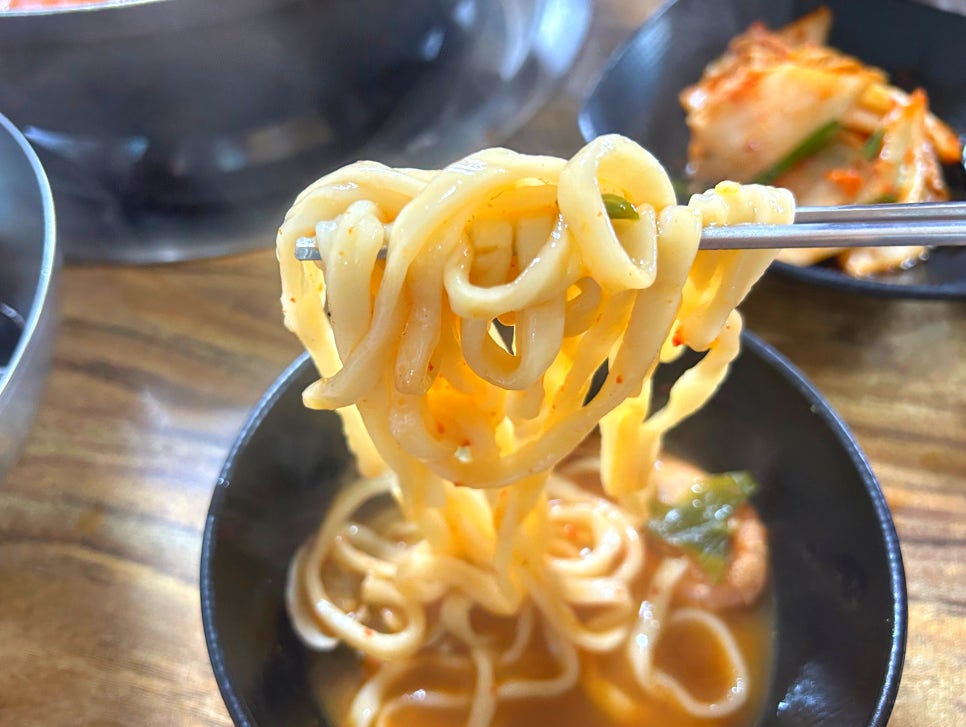 먹보해물칼국수 이미지