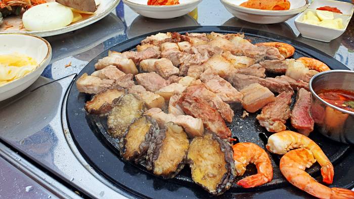 만복흑돼지 이미지