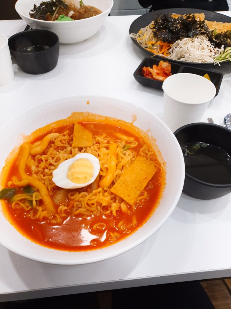 싸다김밥 대전둔산점 이미지