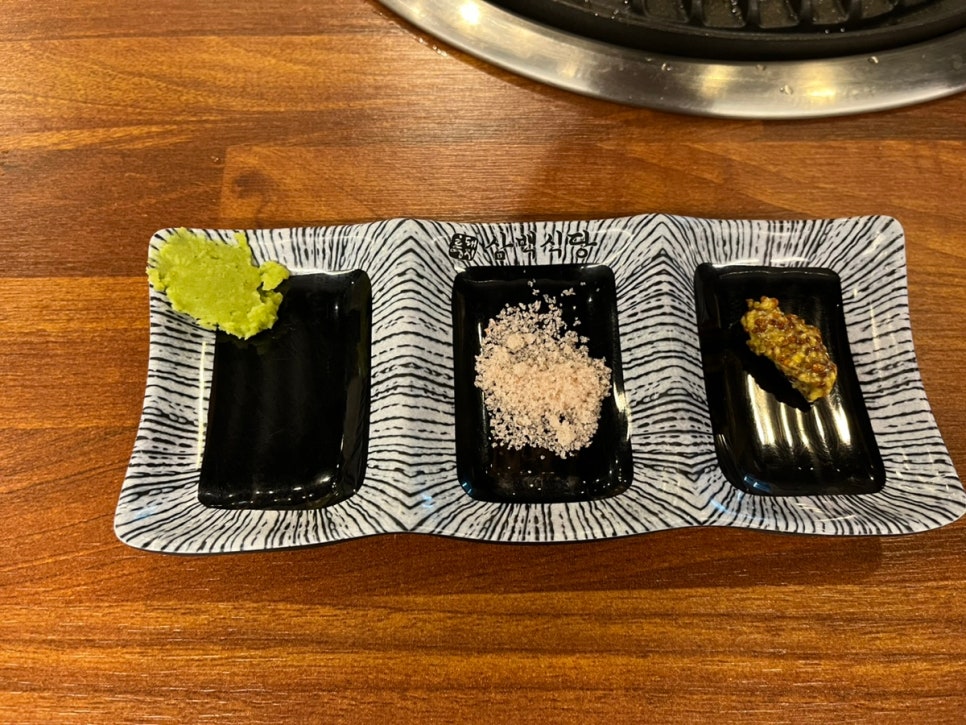 흑돼지삼백식당탄현점 이미지