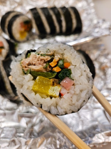 샤르르김밥 이미지